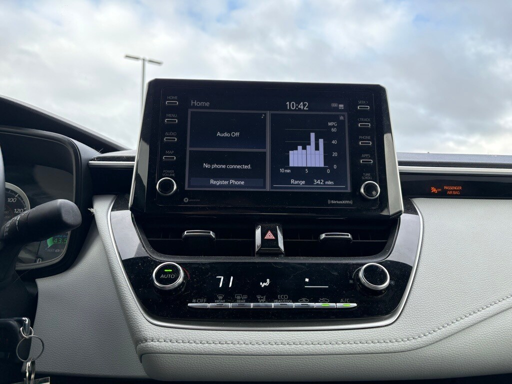 Used 2021 Toyota Corolla SE Sedan