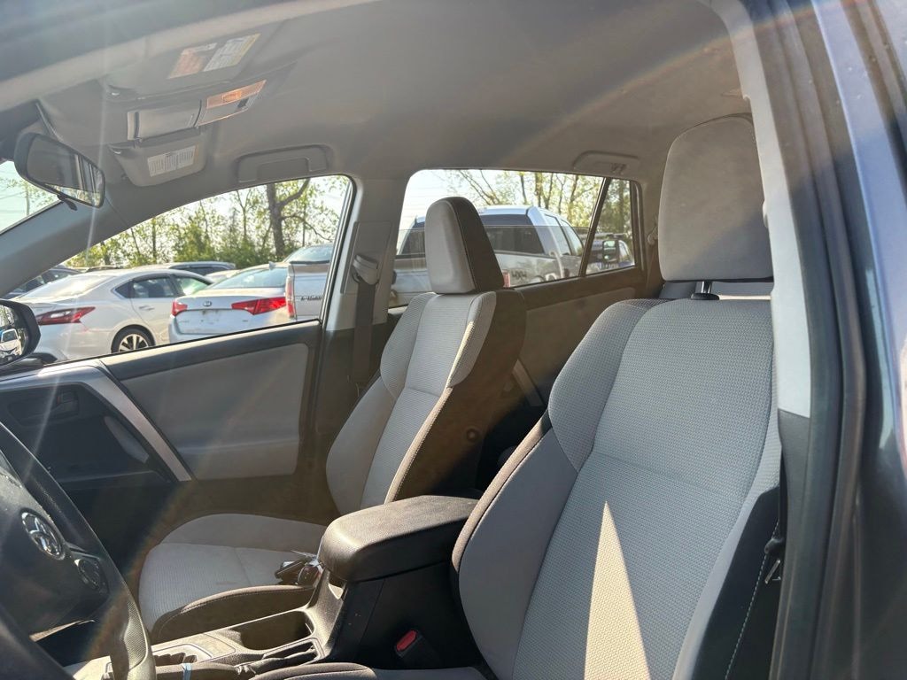 Used 2018 Toyota RAV4 Hybrid LE SUV