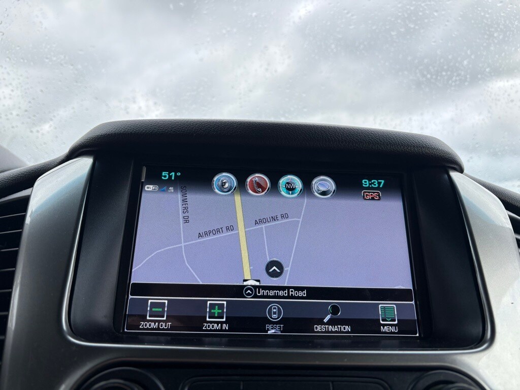 2019 Chevrolet Tahoe Premier photo 2