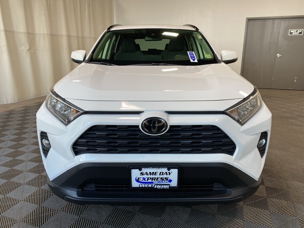 Used 2019 Toyota RAV4 XLE SUV