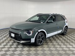 2025 Kia Niro SX SUV