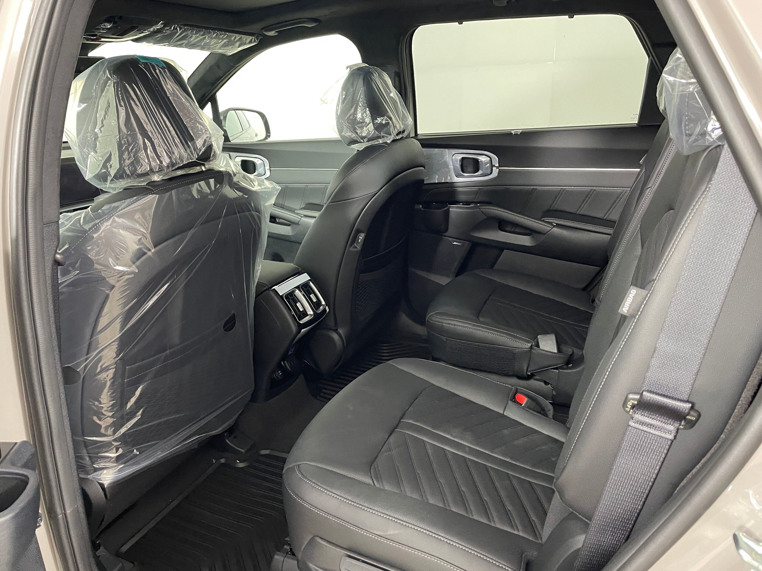 2026 Kia Sorento X-Pro SX Prestige photo 4
