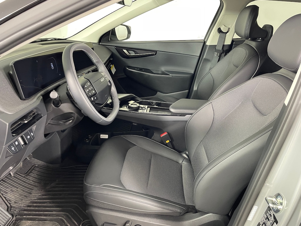 New 2026 Kia EV6 Light Long Range SUV