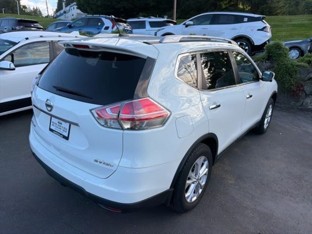 Used 2016 Nissan Rogue SV SUV