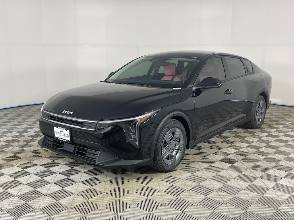 New 2026 Kia K4 LX Sedan