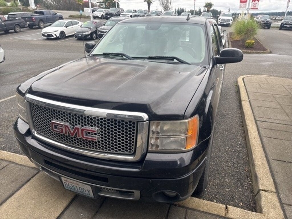Used 2008 GMC Sierra 1500 Denali Truck Crew Cab