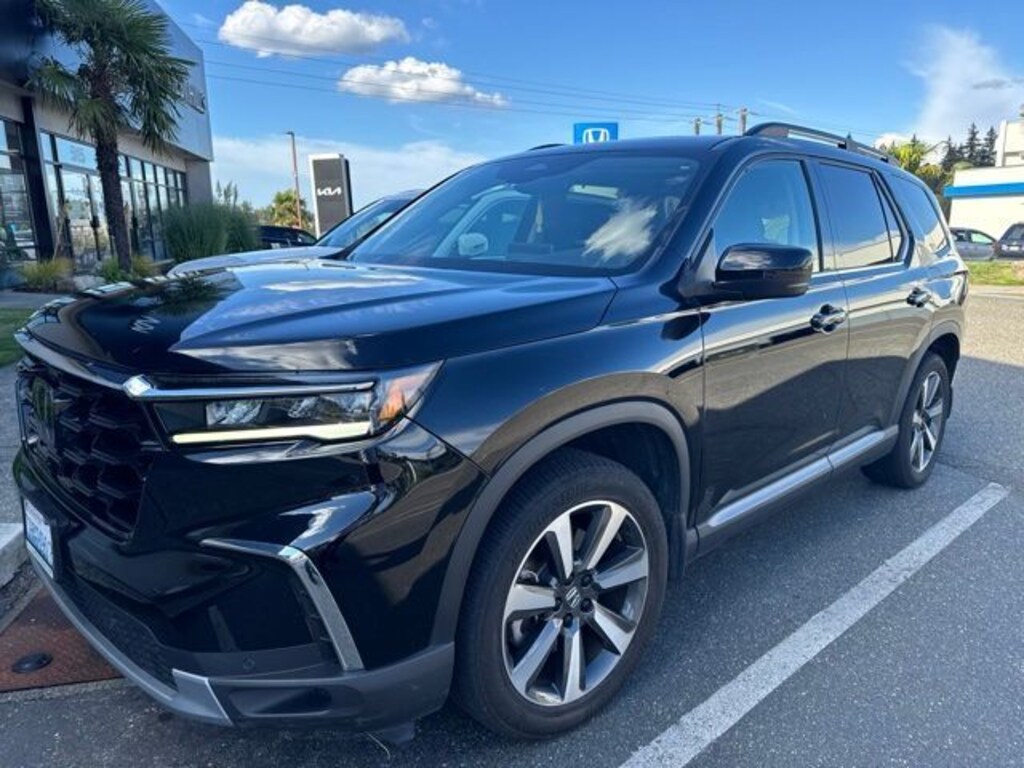 Used 2023 Honda Pilot Touring SUV