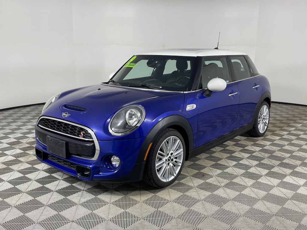 Used 2019 MINI Hardtop 4 Door Signature Hatchback