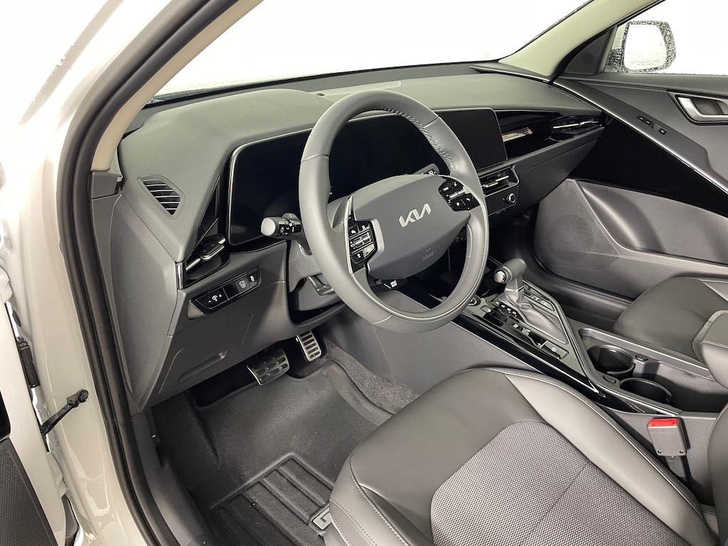 New 2025 Kia Niro EX Touring SUV