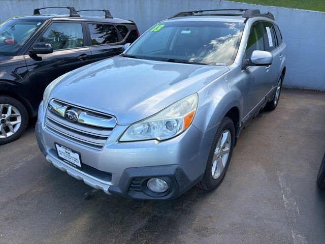2013 Subaru Outback's photo