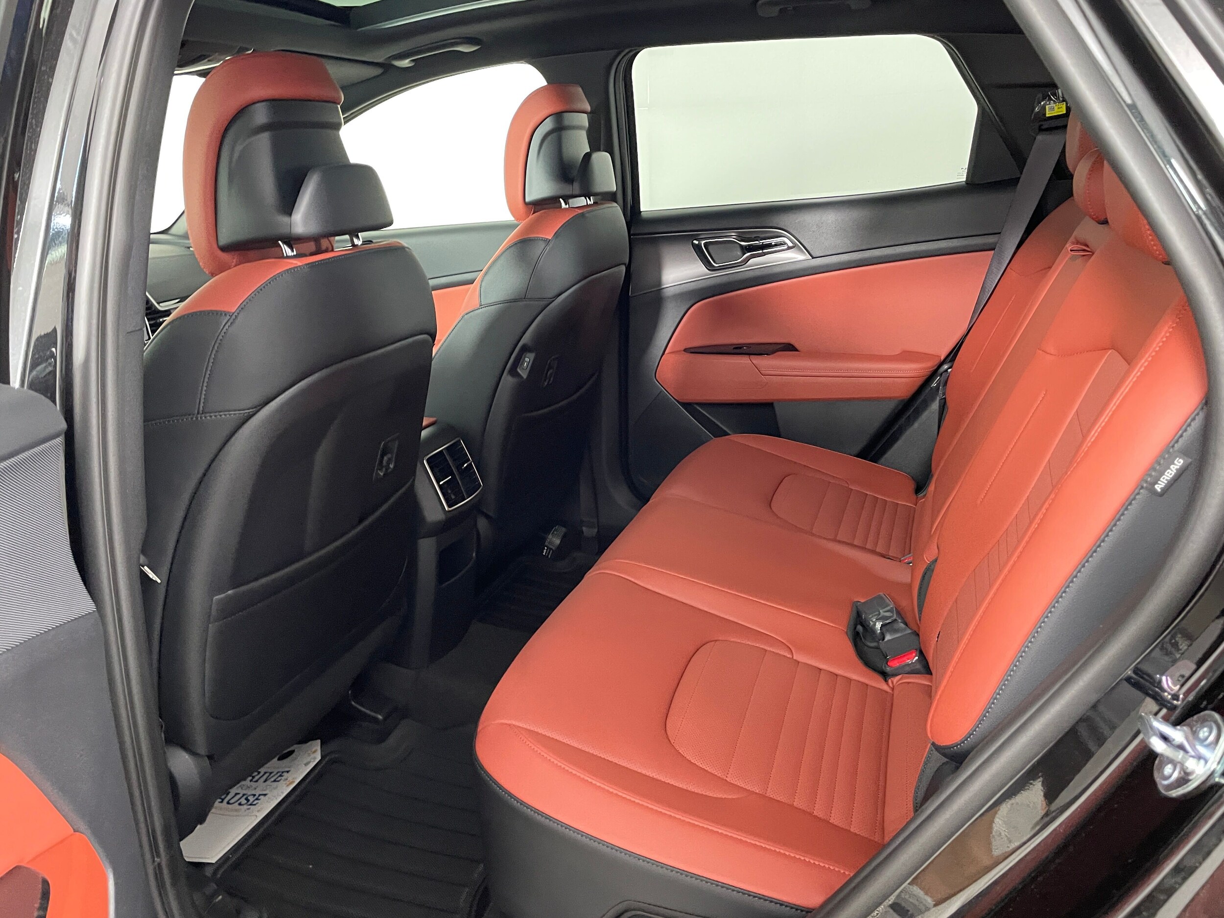 2025 Kia Sportage Hybrid photo 3