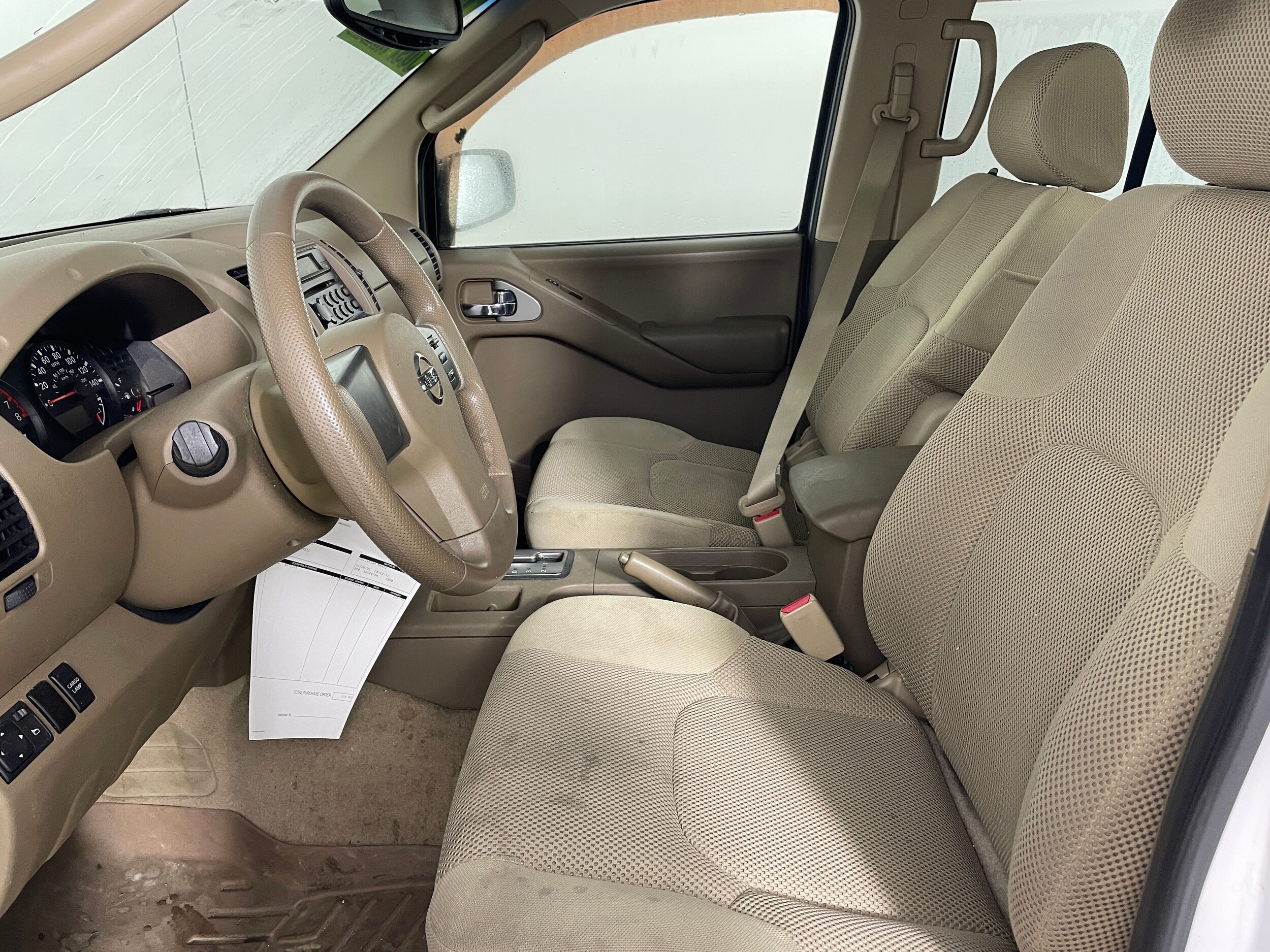 2007 Nissan Frontier SE photo 2