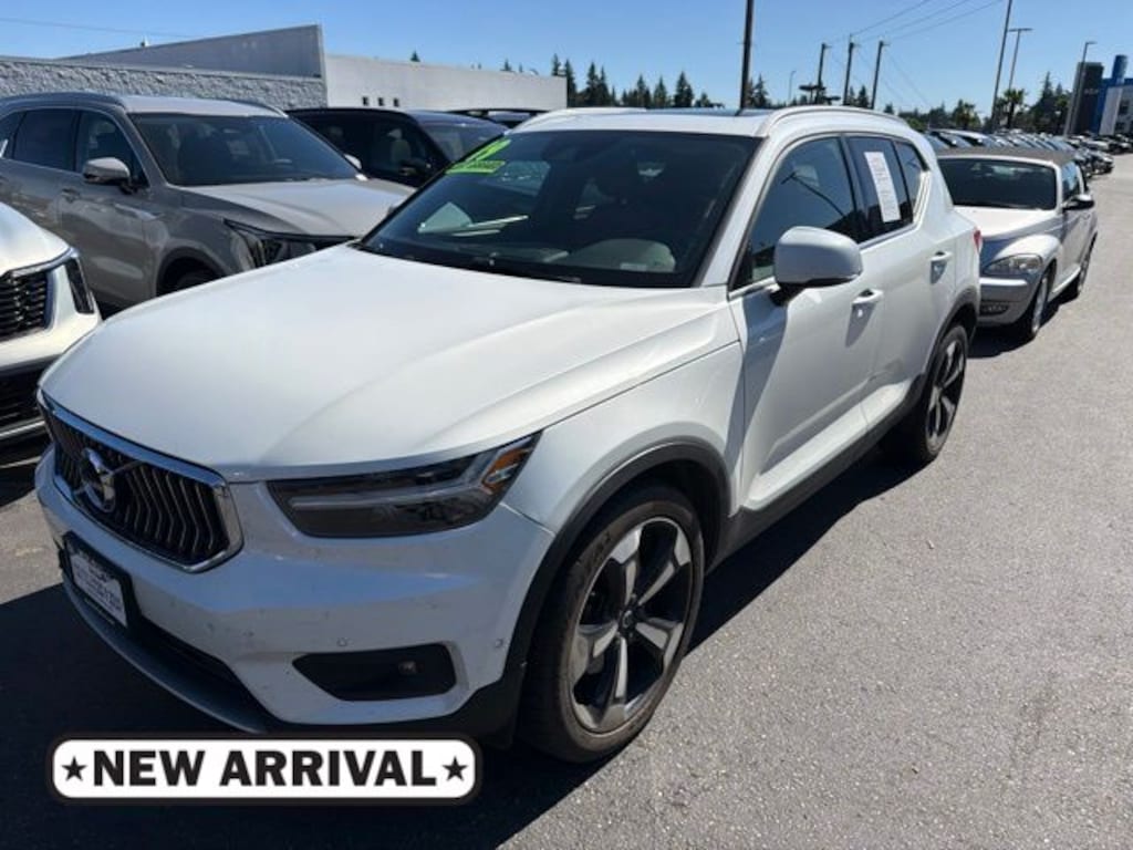 Used 2019 Volvo XC40 T5 Inscription SUV