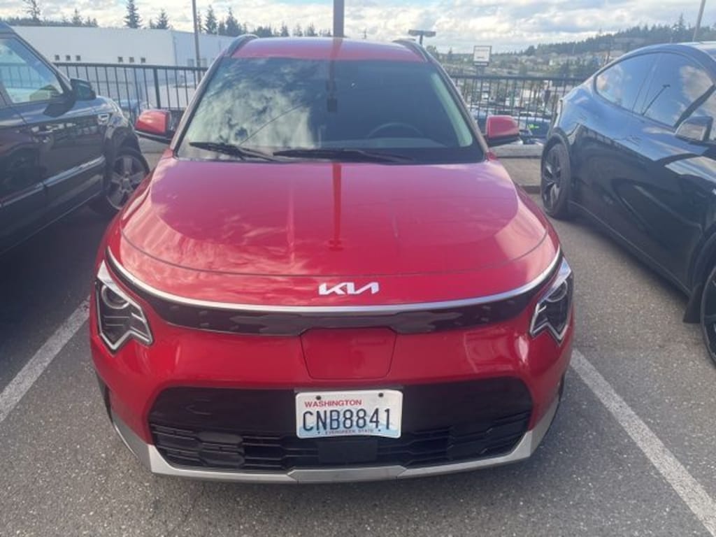 Certified 2024 Kia Niro EV Wind SUV