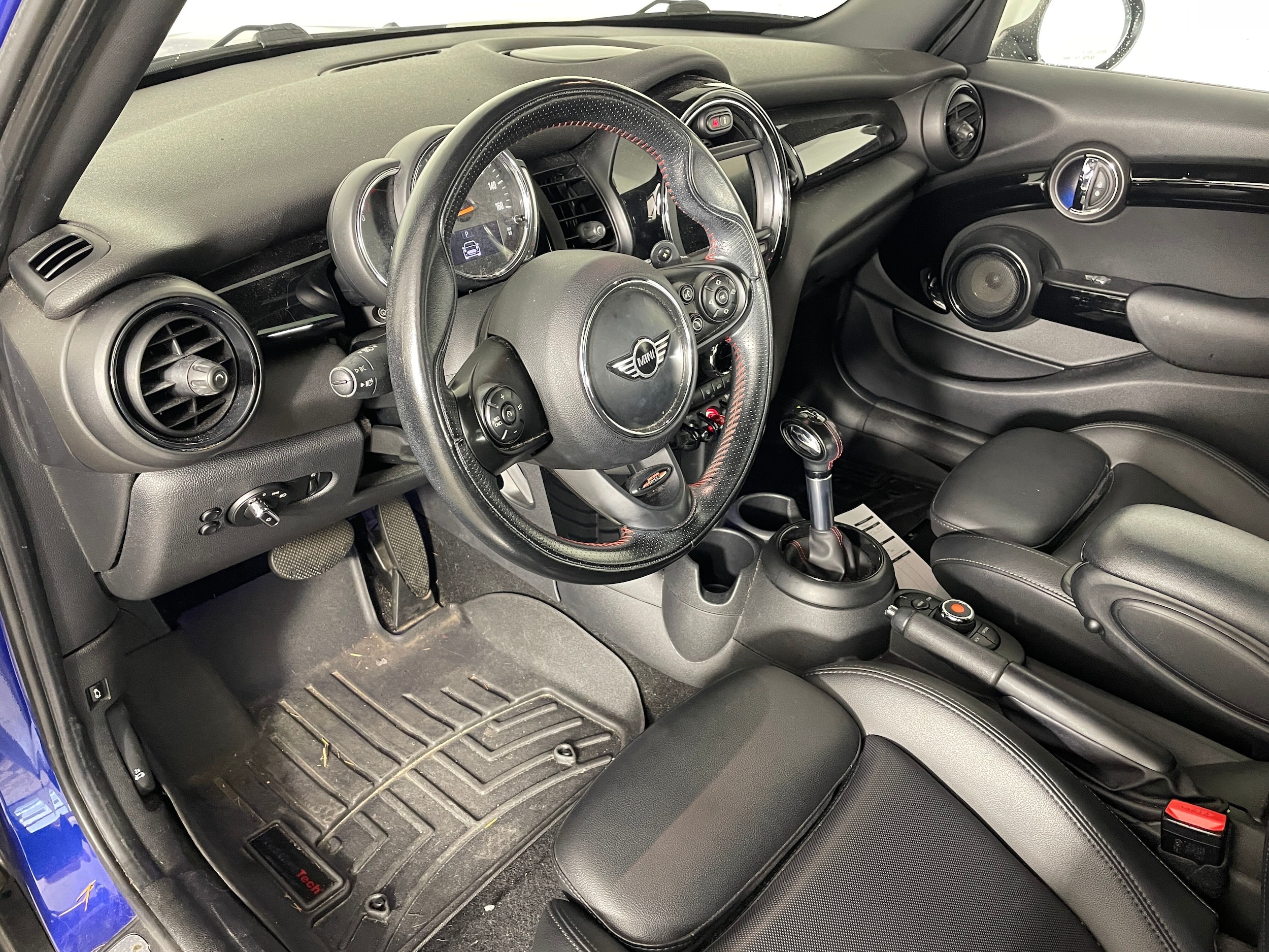 2019 Mini Cooper 4 Door Hardtop Signature photo 3