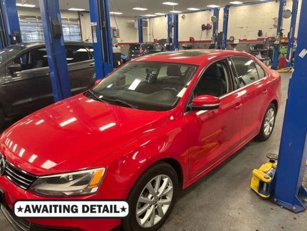 Used 2014 Volkswagen Jetta 1.8T SE Sedan