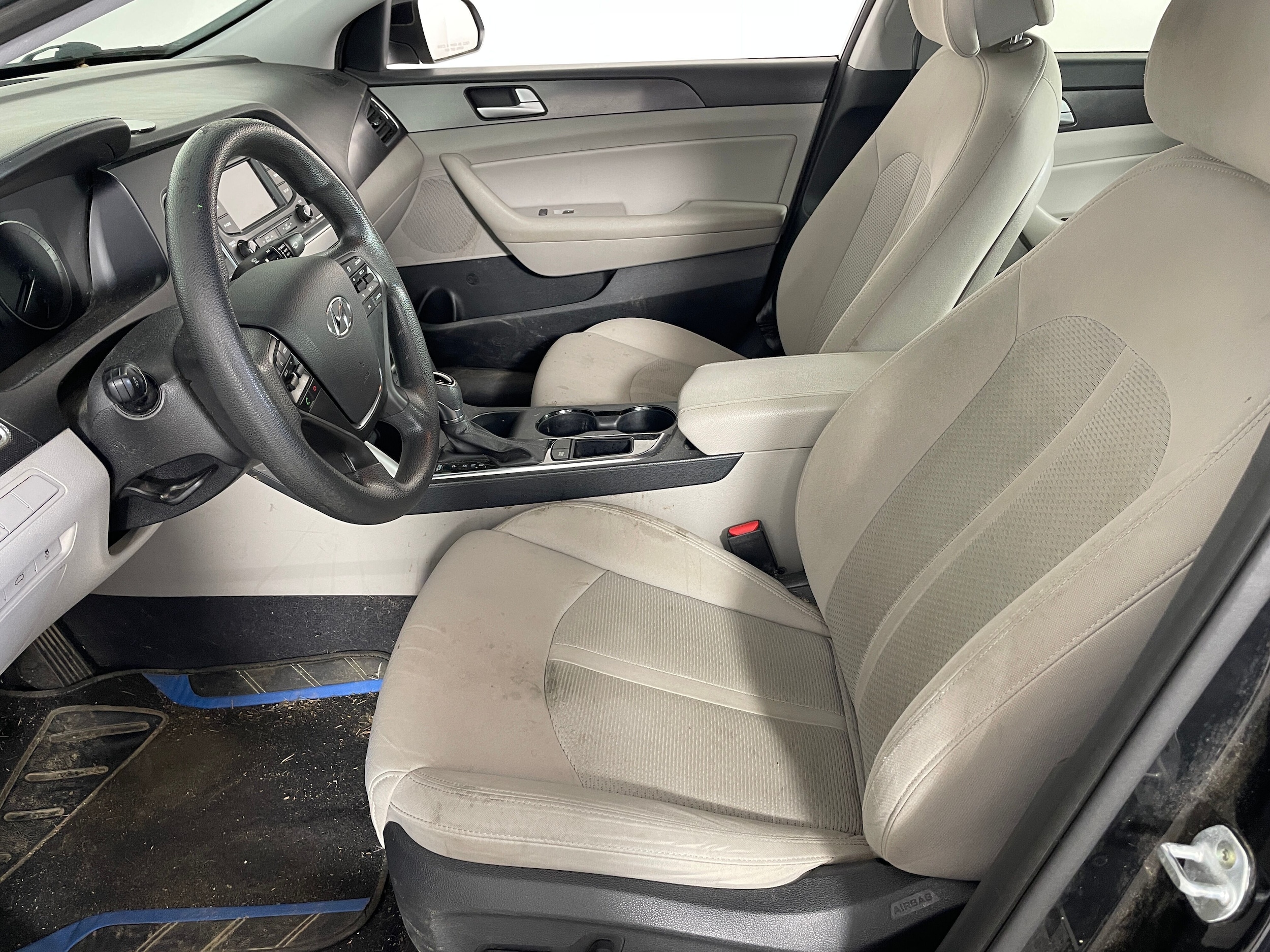 2015 Hyundai Sonata Sport photo 2