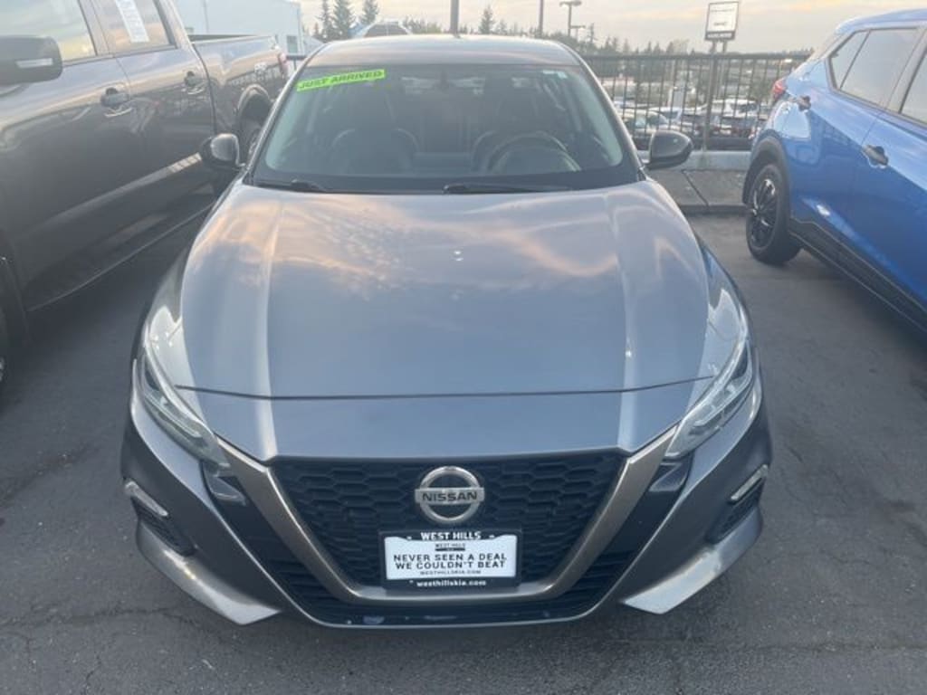 Used 2019 Nissan Altima 2.5 SR Sedan
