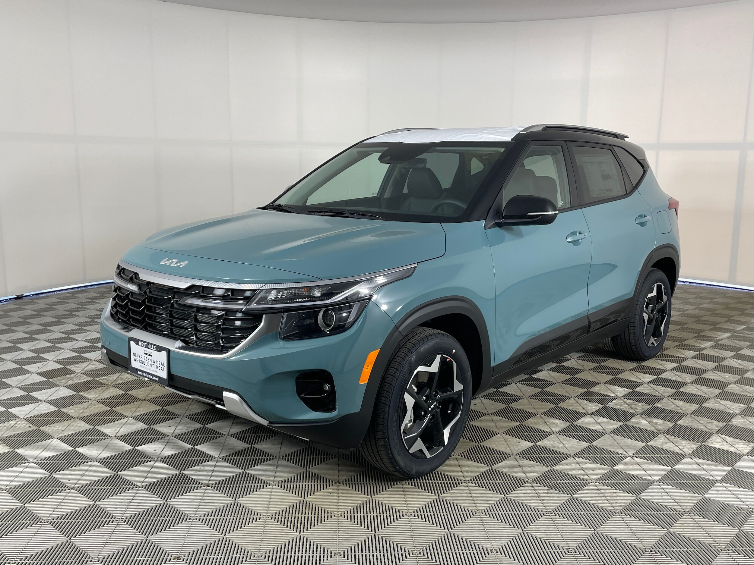 2026 Kia Seltos 2.0 S AWD's photo