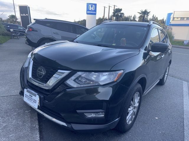 2018 Nissan Rogue SV photo 3