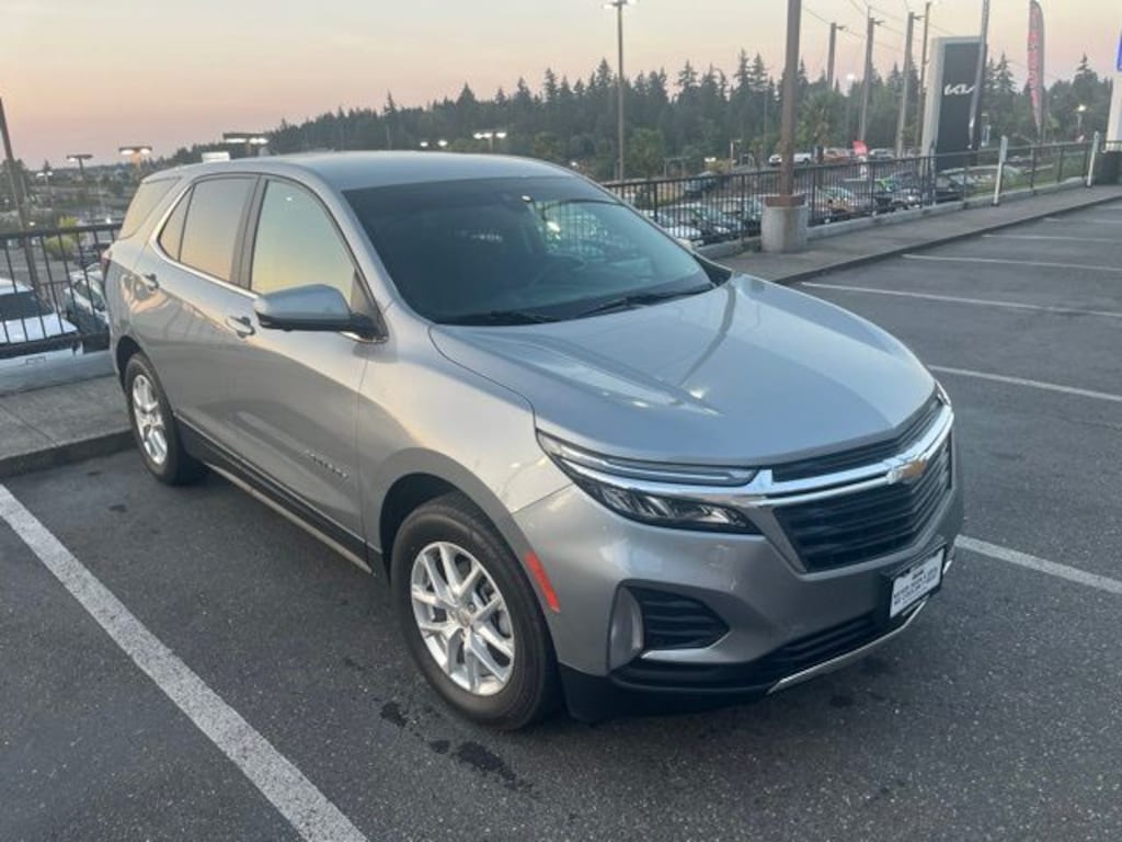Used 2024 Chevrolet Equinox LT SUV