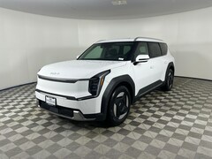 2026 Kia EV9 Wind SUV