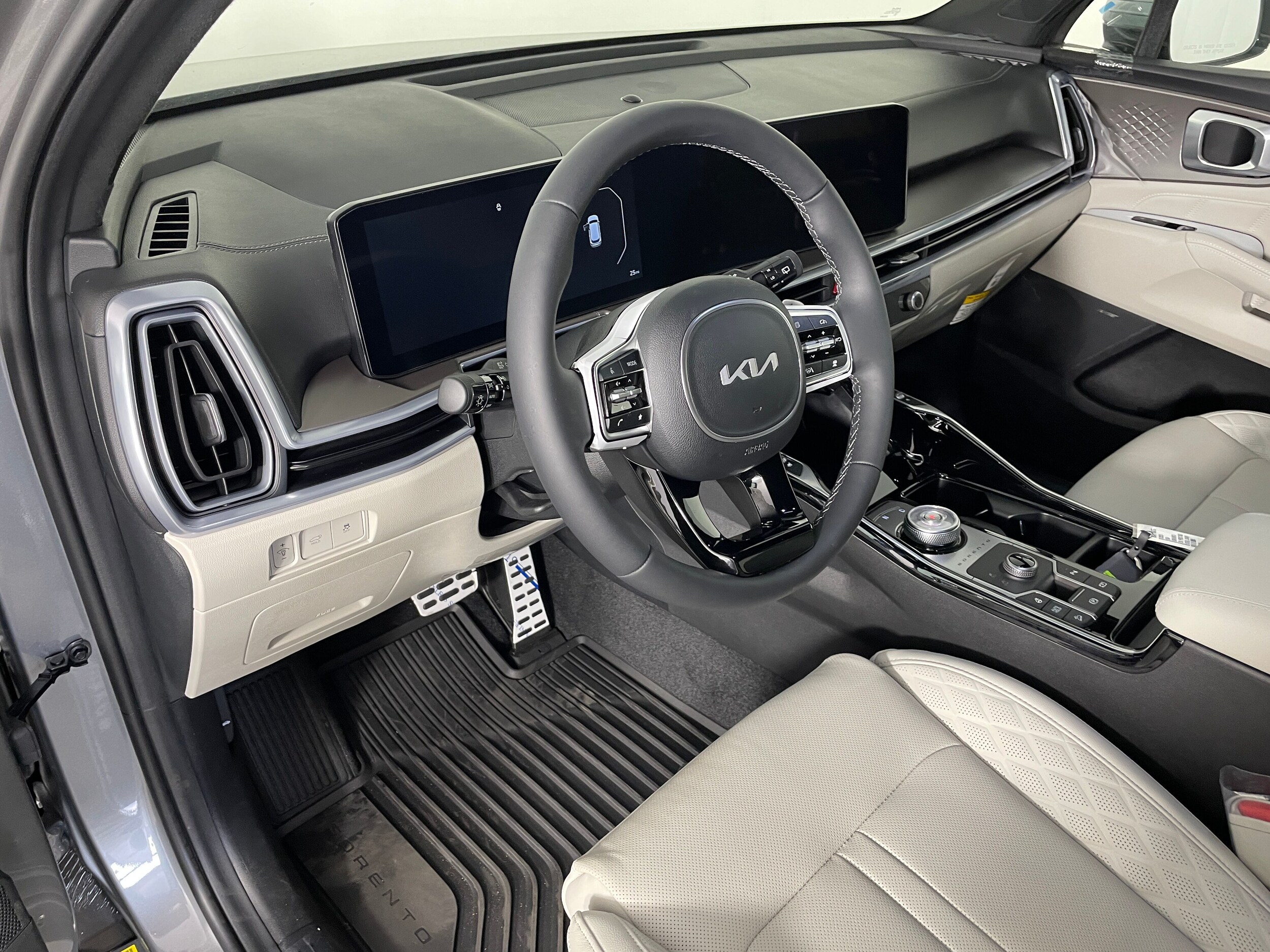 2025 Kia Sorento Hybrid SX Prestige photo 2