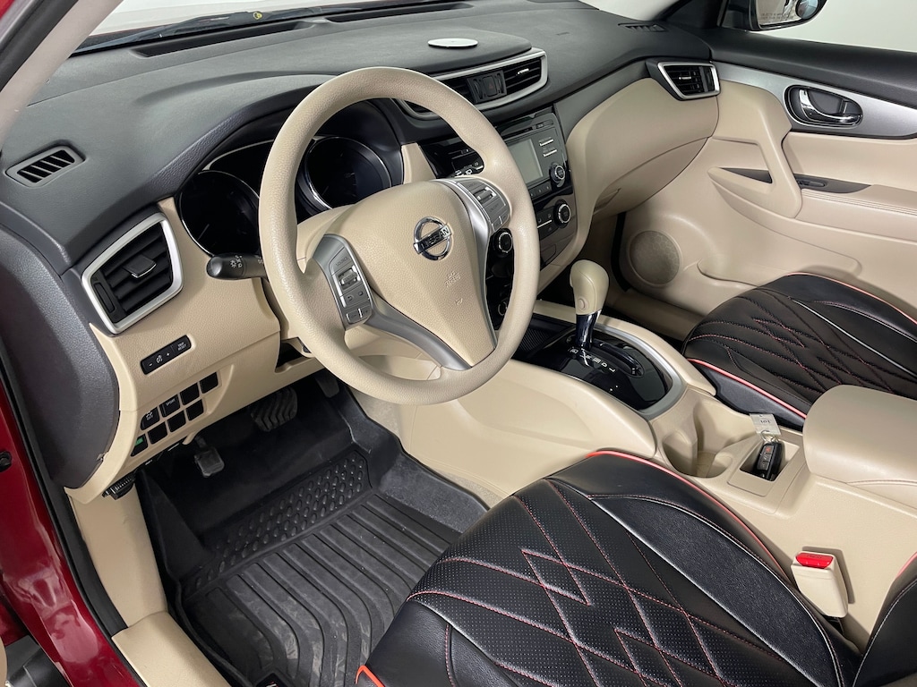 Used 2015 Nissan Rogue S SUV