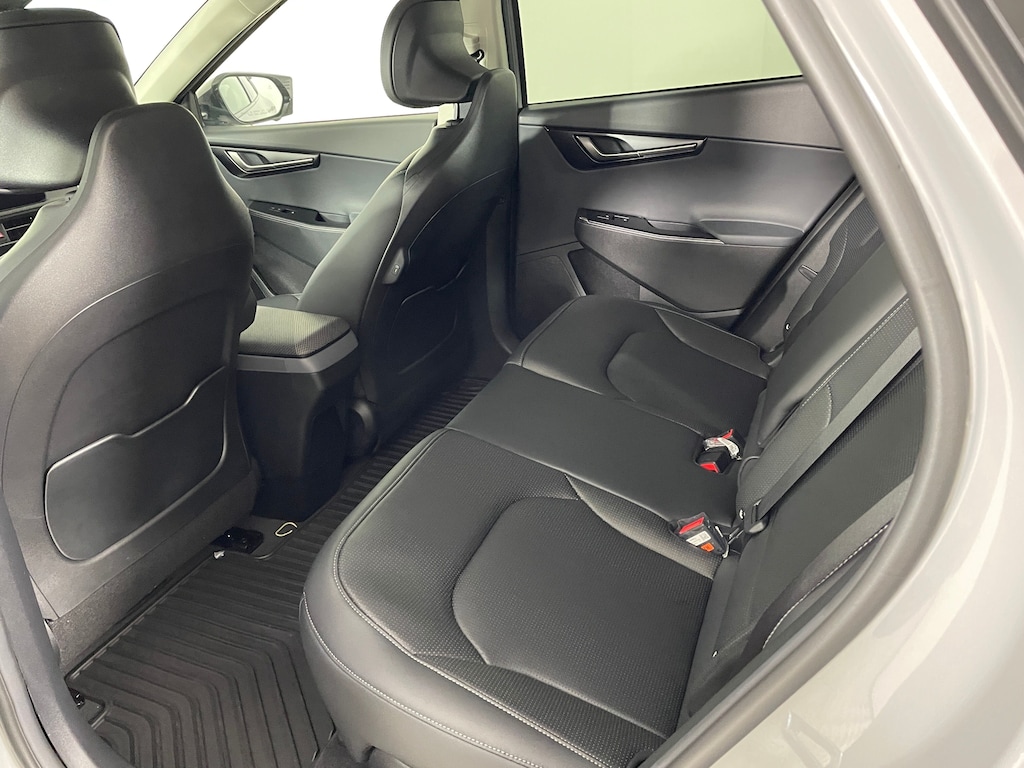 New 2025 Kia EV6 Wind SUV