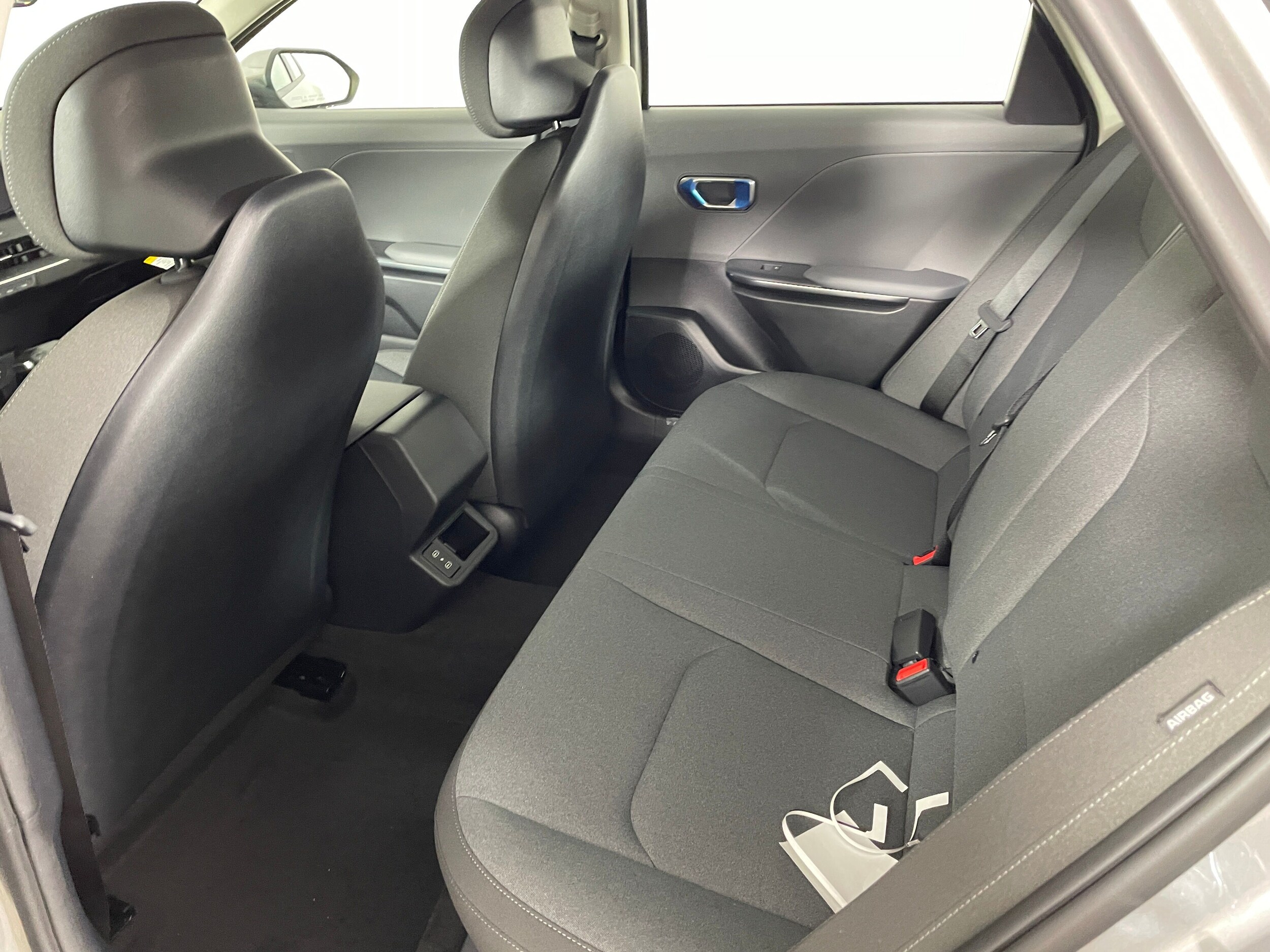 2025 Kia K4 LXS photo 4