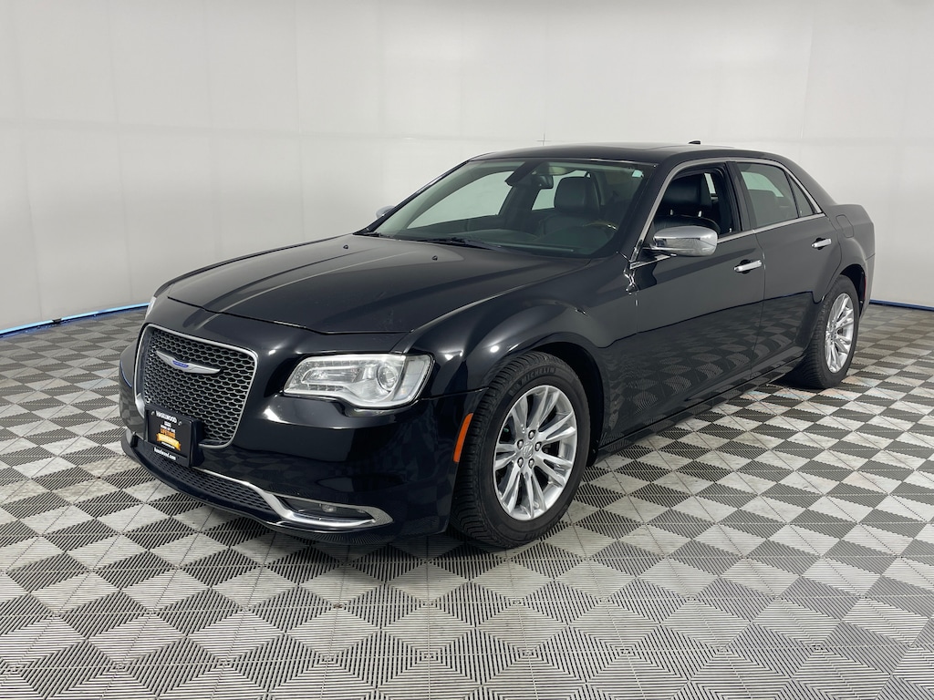 Used 2016 Chrysler 300C C Sedan