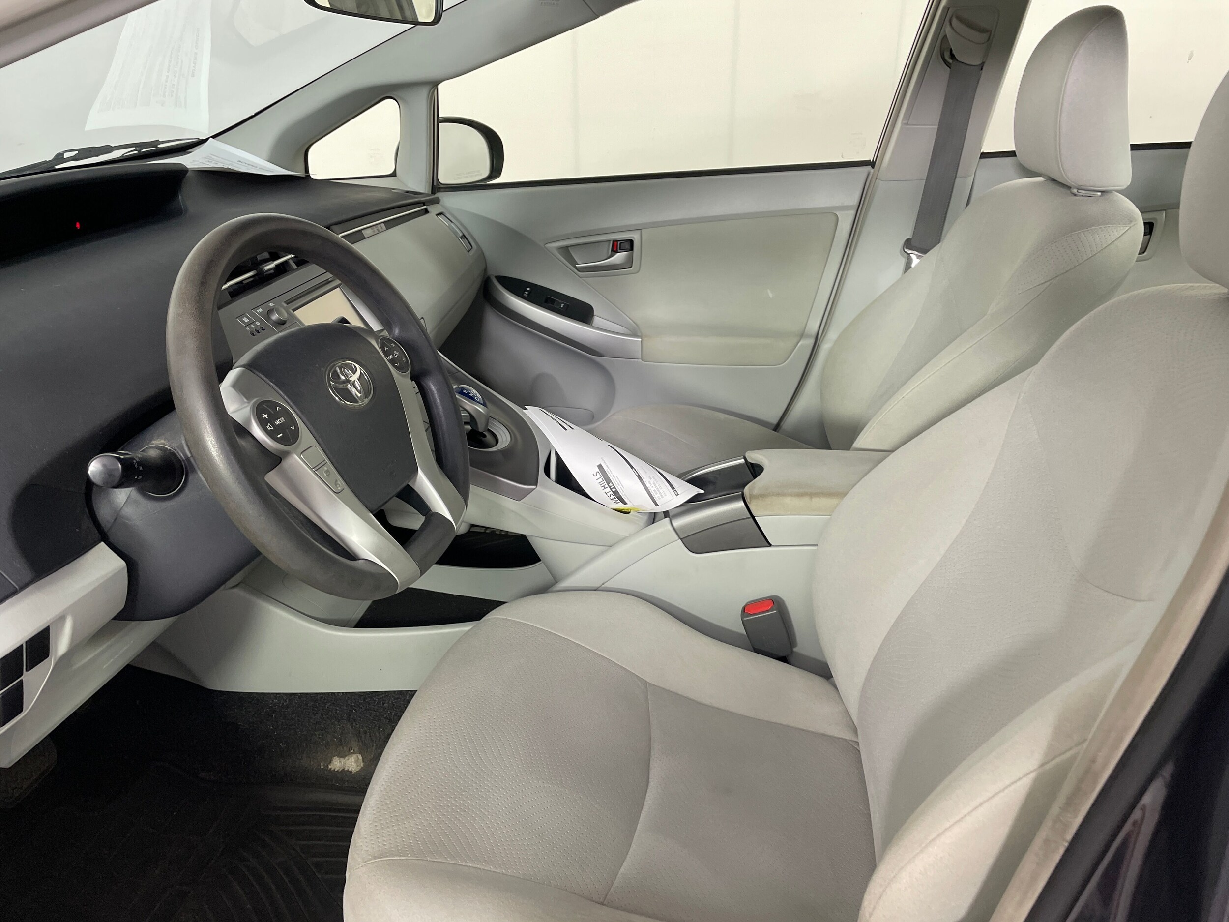 2015 Toyota Prius Persona Series photo 2