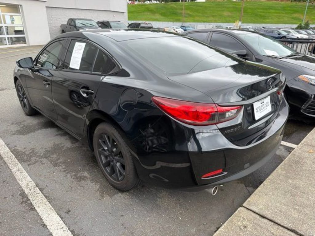 Used 2015 Mazda Mazda6 i Sport Sedan