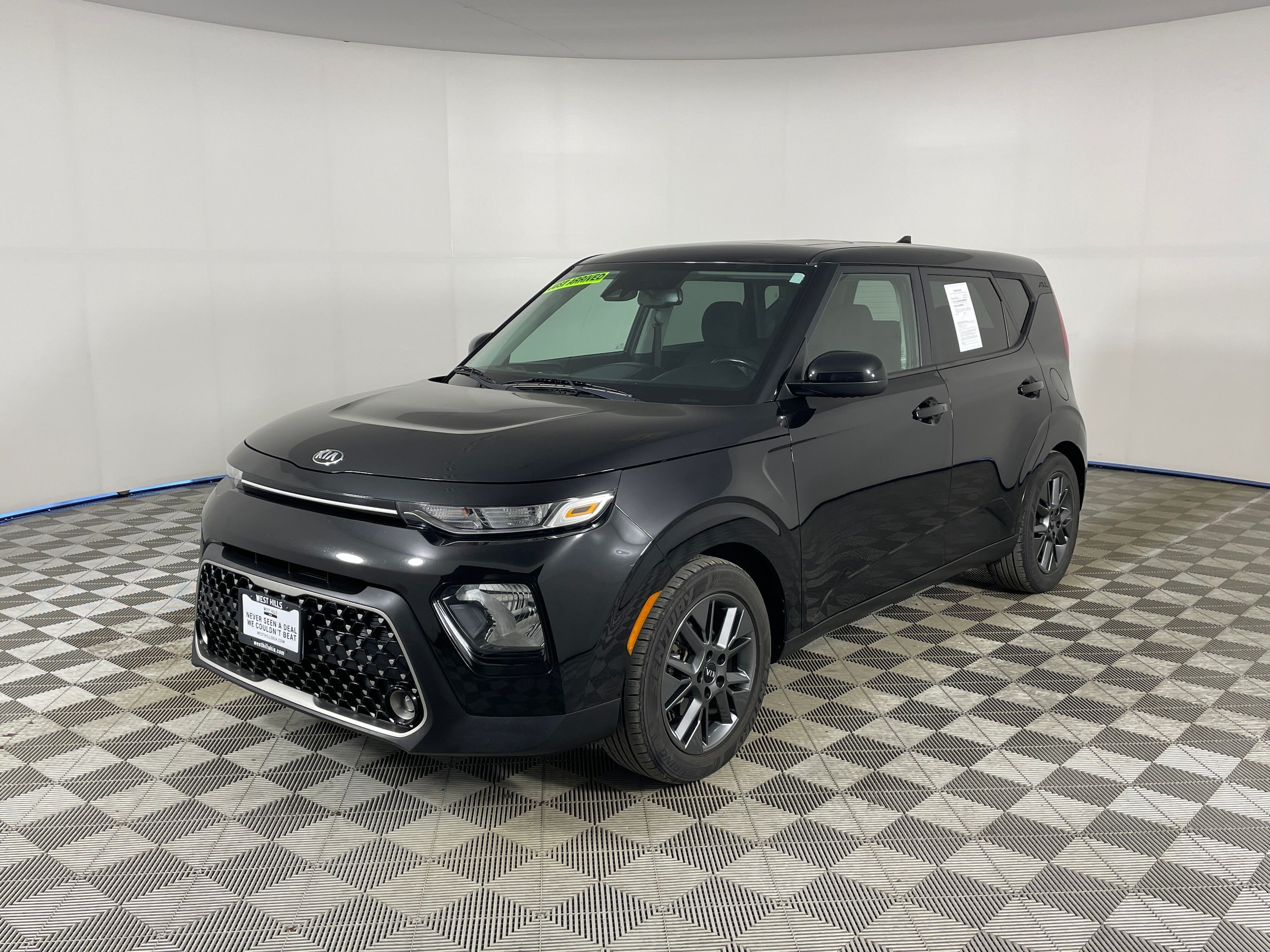 2021 Kia Soul 2.0L EX 6 IVT's photo