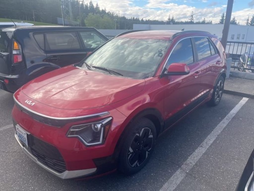 Certified 2024 Kia Niro EV Wind SUV
