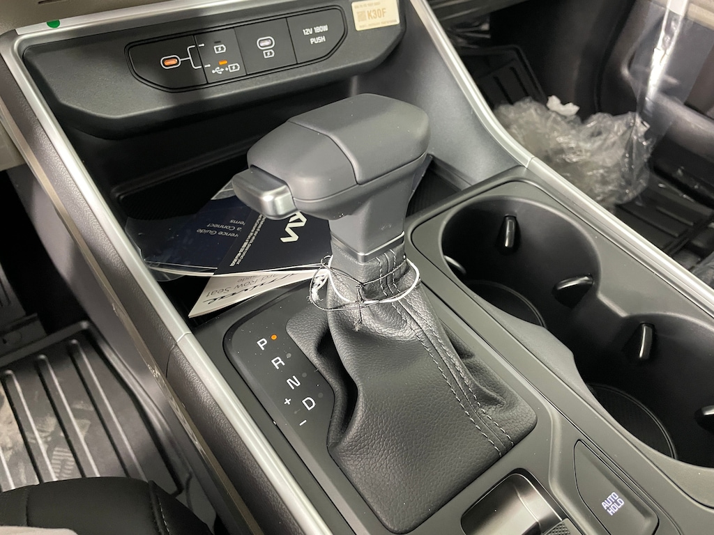 New 2026 Kia Carnival LXS Van Passenger Van