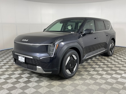 2026 Kia EV9 Light Long Range SUV