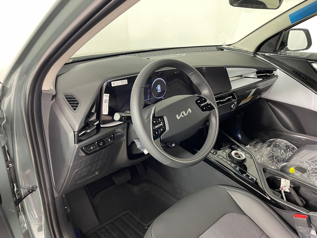 New 2026 Kia Niro EV Wind SUV