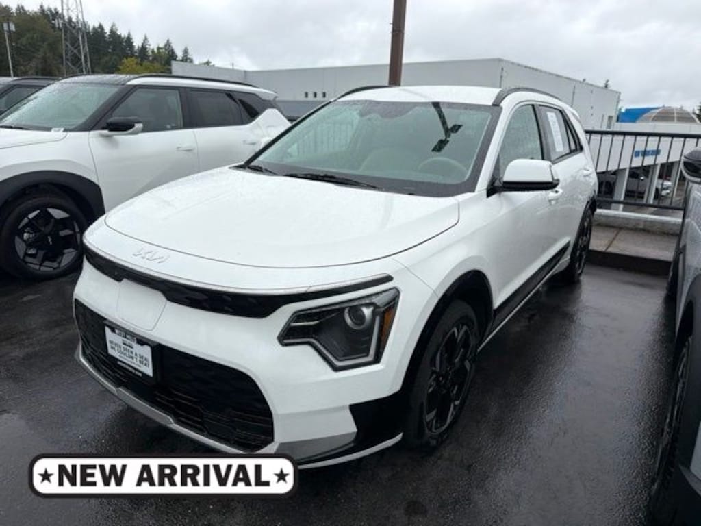 Certified 2023 Kia Niro EV Wind SUV