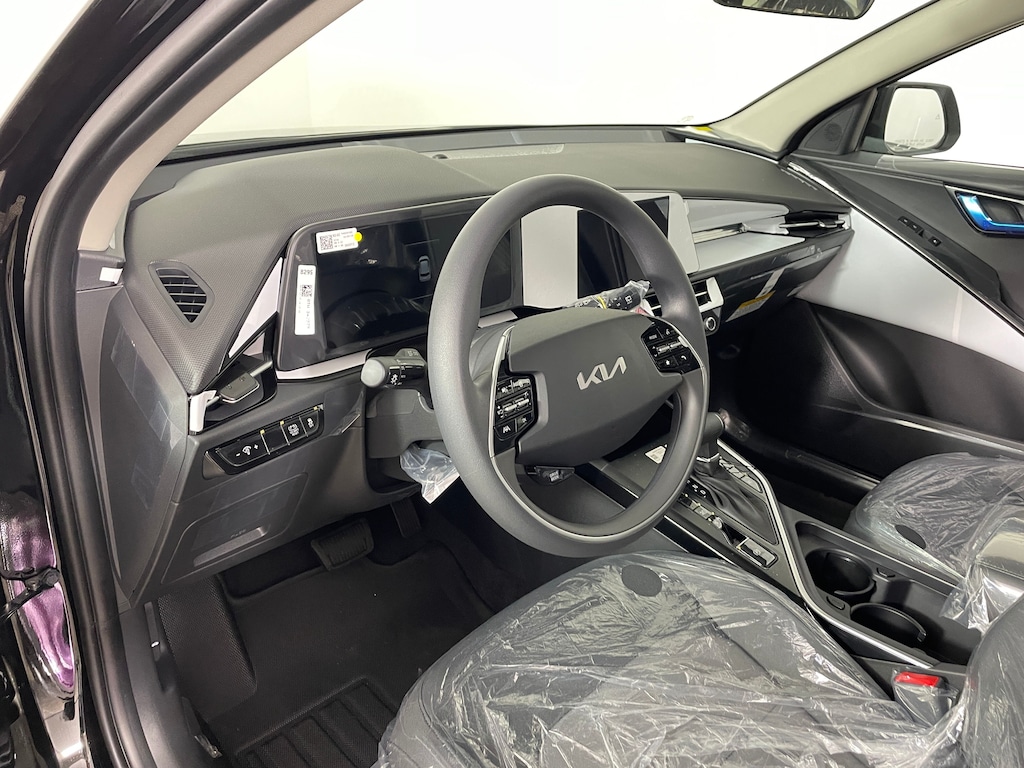 New 2026 Kia Niro LX SUV