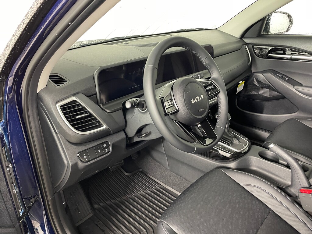 New 2026 Kia Seltos EX SUV