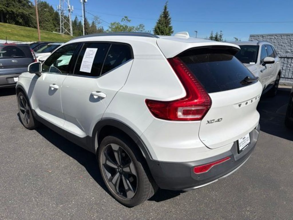 Used 2019 Volvo XC40 T5 Inscription SUV