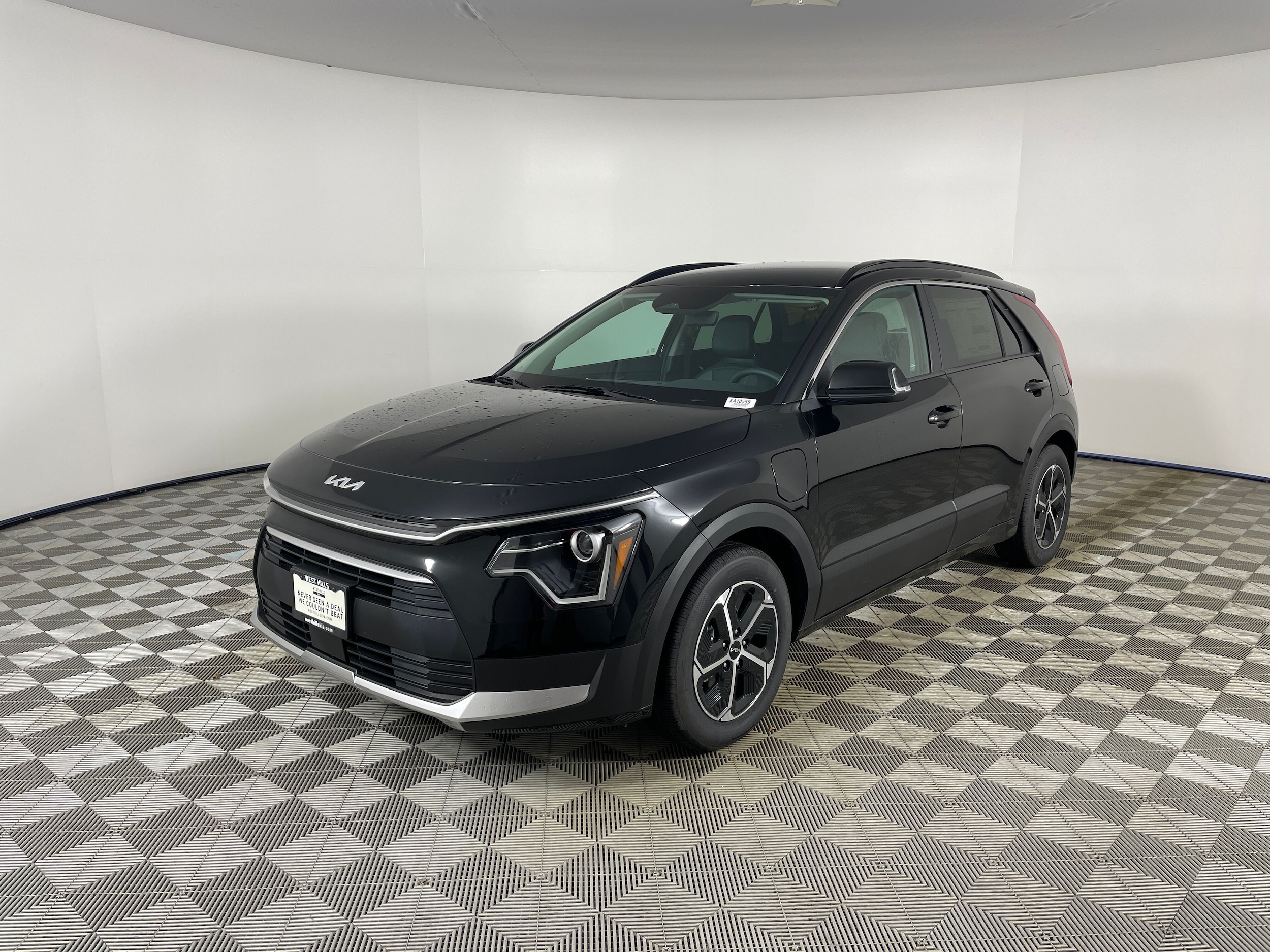 2025 Kia Niro EX's photo