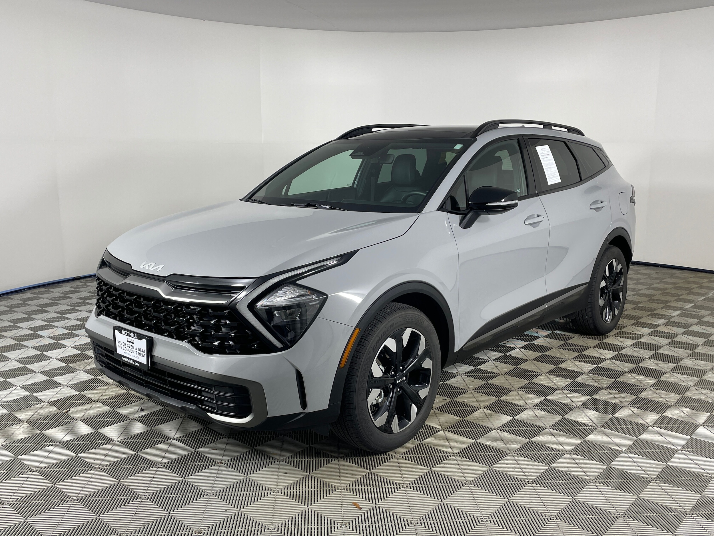 2023 Kia Sportage X-Line's photo