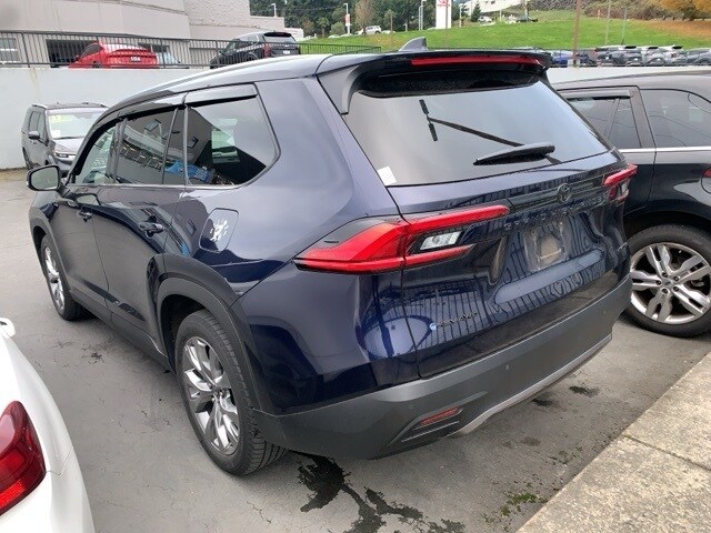 2024 Toyota Highlander Hybrid Limited photo 3