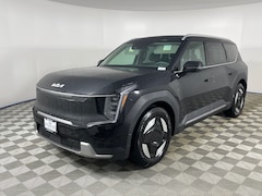 2026 Kia EV9 Wind SUV
