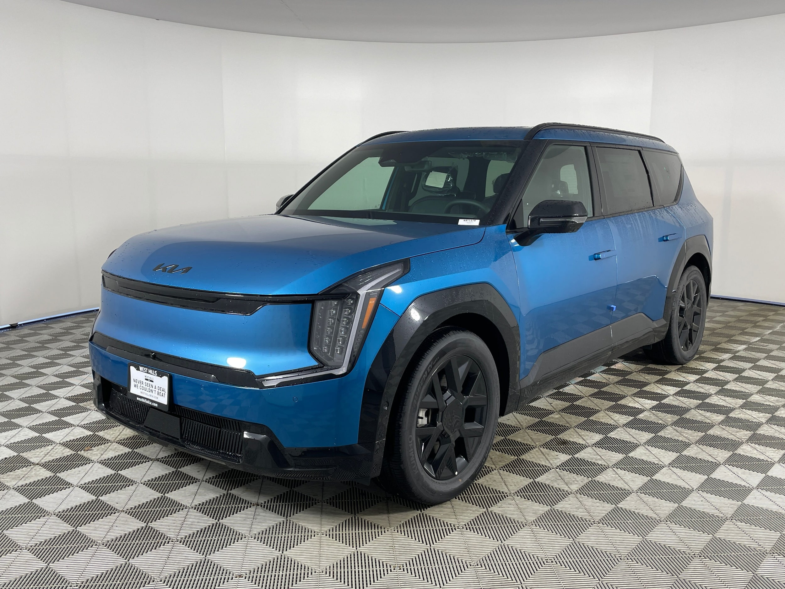 2026 Kia EV9 Land AWD's photo
