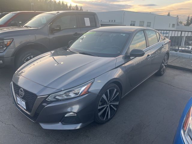 2019 Nissan Altima 2.5 SR photo 3