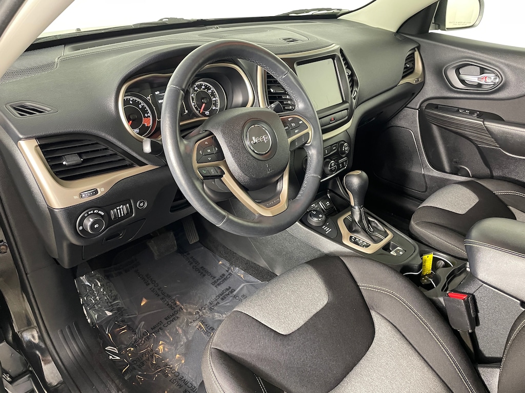 Used 2014 Jeep Cherokee Latitude SUV
