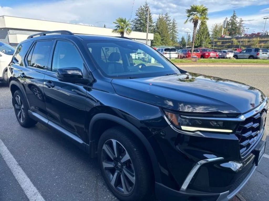 Used 2023 Honda Pilot Touring SUV